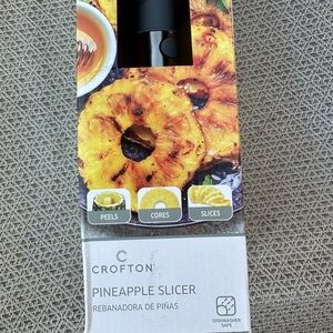 Croton Pineapple Slicer with Black and Yellow Accents